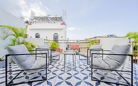 Casa Contemporánea by Wynwood House